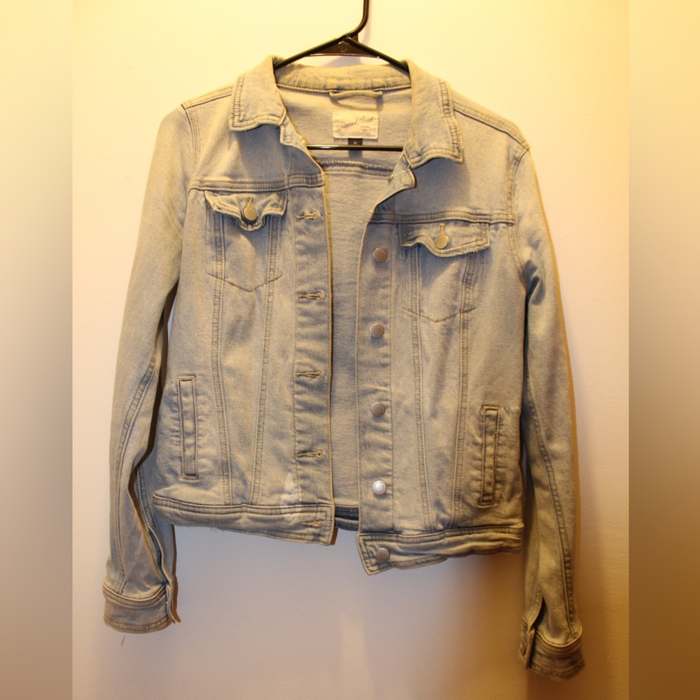 Universal Thread Light Blue Jean Jacket
